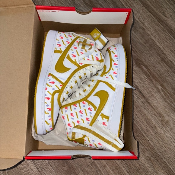 NEW Nike Vandal HI LX Shoes - Picture 8 of 8